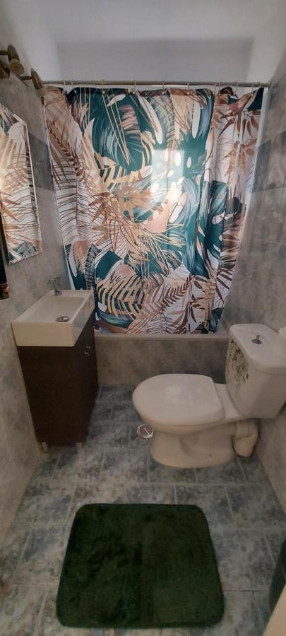 3 Keys Apartman Chalkís Kültér fotó