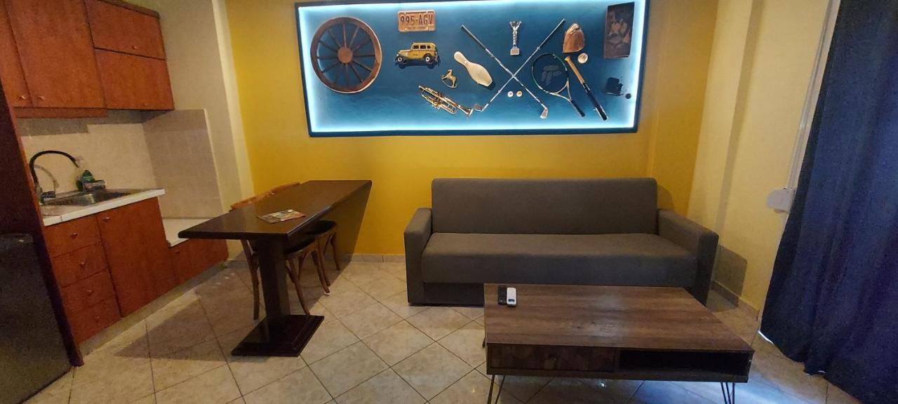 3 Keys Apartman Chalkís Kültér fotó